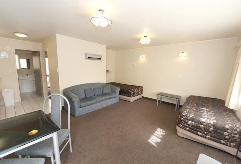 Апартаменты 1 Спальня, Geneva Motor Lodge