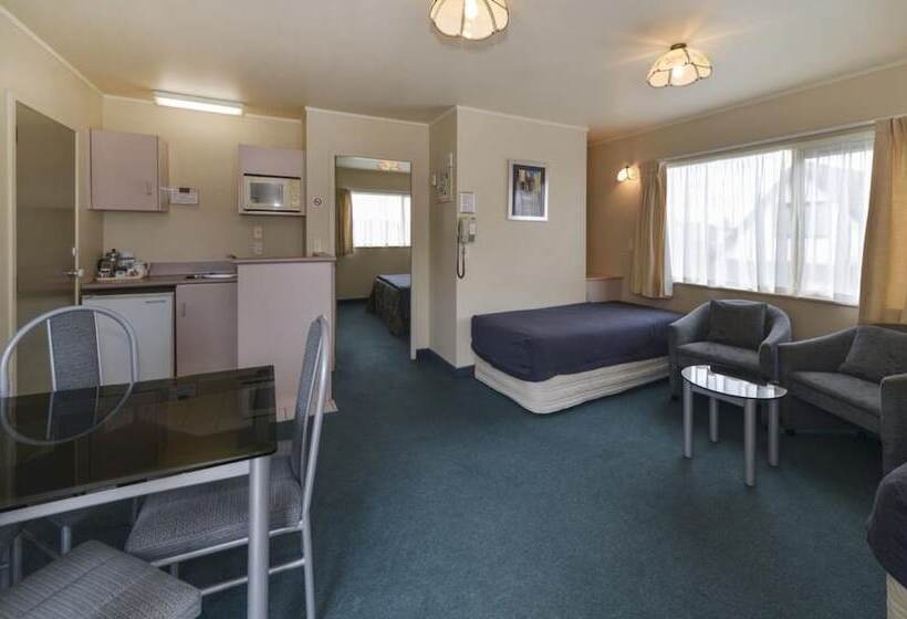 Апартаменты 2 Спальни, Geneva Motor Lodge