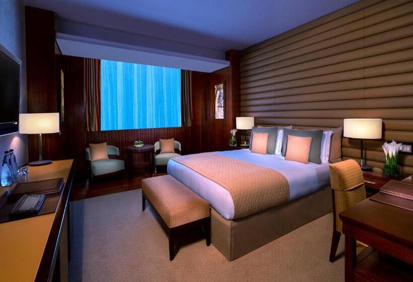 اتاق اجرایی با تخت بزرگ, La Cigale Hotel Managed By Accor