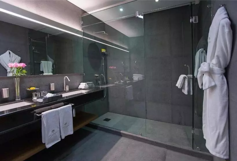 سوییت, La Cigale Hotel Managed By Accor