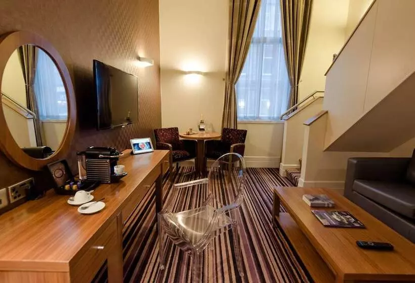 سوییت, Leopold