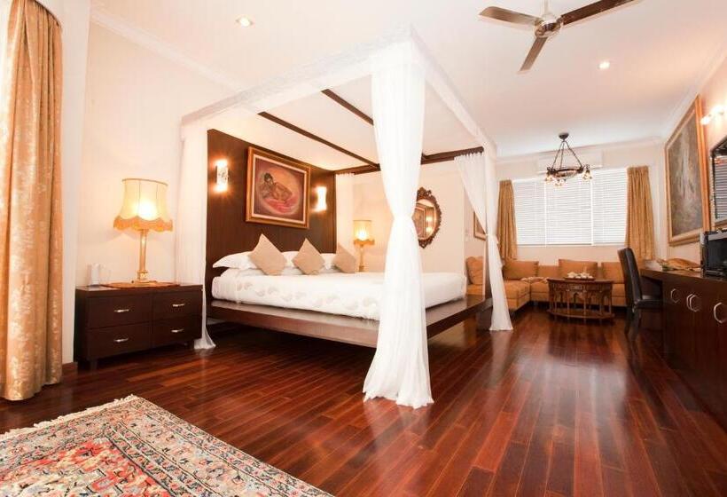 Вилла 4 Спальни, Puri Mas Boutique Resort & Spa
