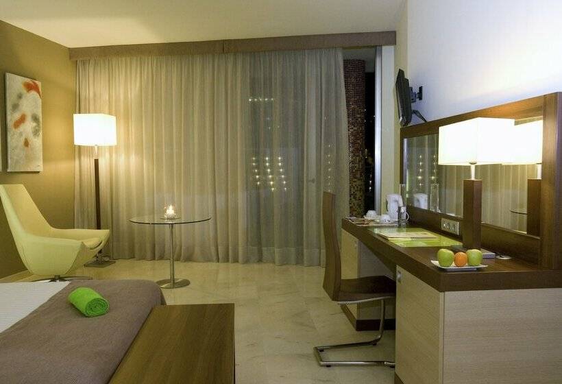 Семейный Номер, Livvo Valle Taurito & Aquapark