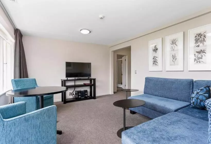 2 Bedrooms Apartment City View, Waitakere Resort & Spa