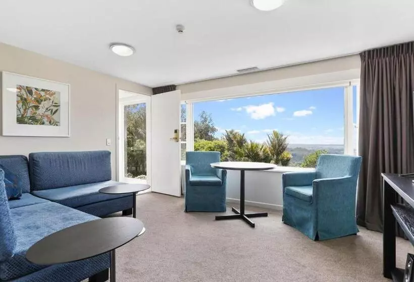 2 Bedrooms Apartment City View, Waitakere Resort & Spa