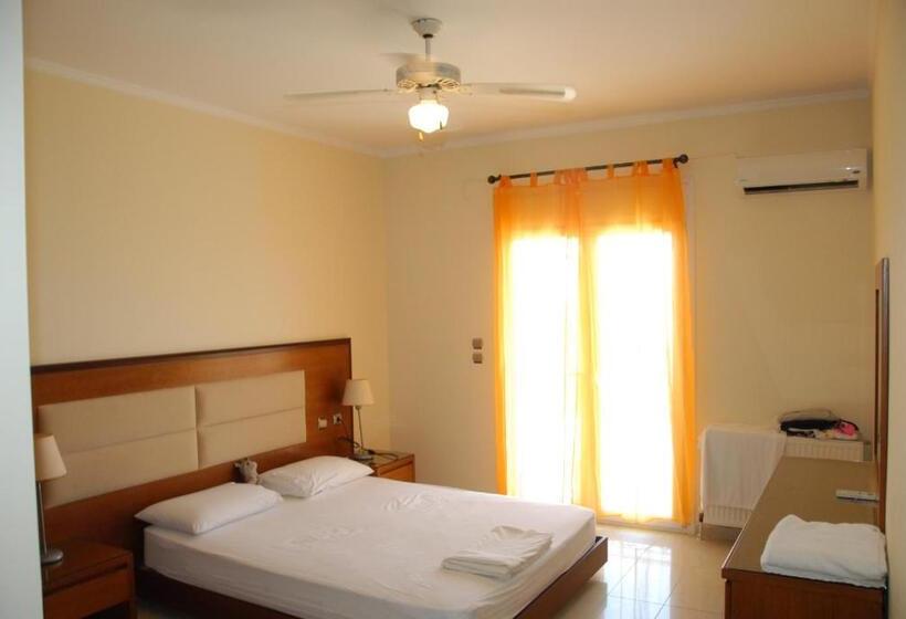 آپارتمان خانوادگی, Paleos Apartments