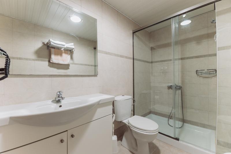 １ベッドルームアパートメント, Paleos Apartments