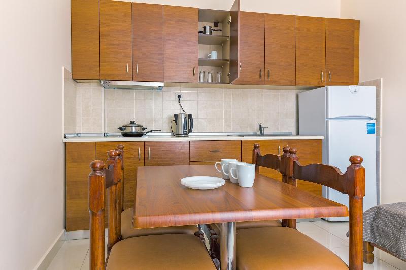 １ベッドルームアパートメント, Paleos Apartments