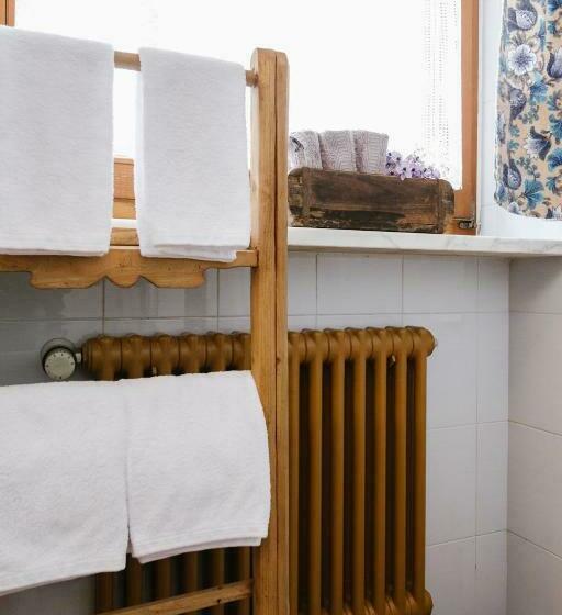 标准间带阳台, Garni Fany