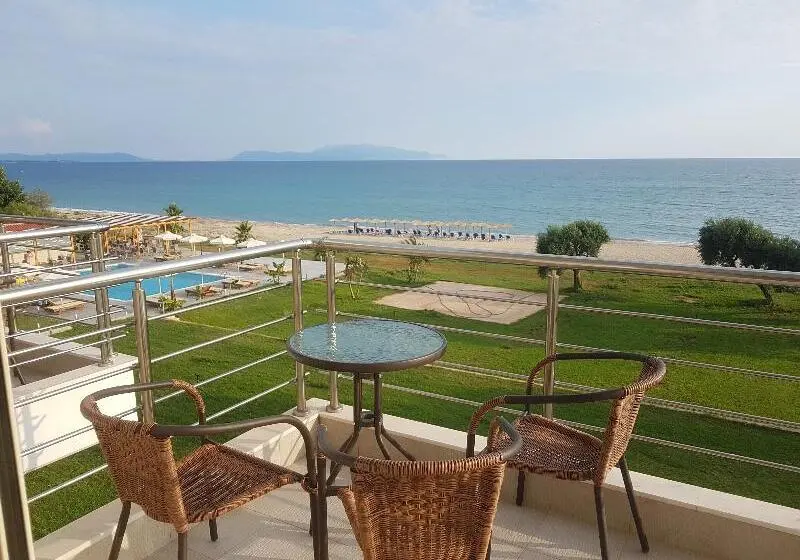 Triple Room Sea View, Ocean Hotel Resort
