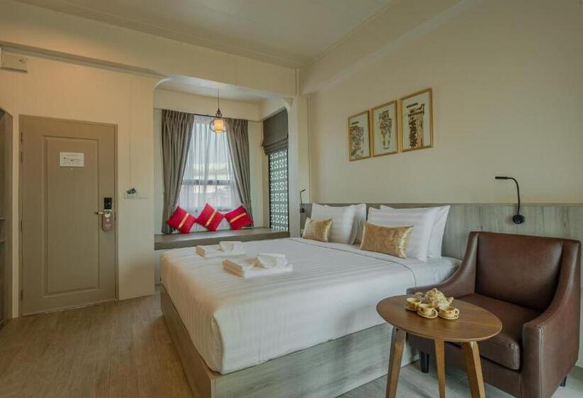 스탠다드 룸 킹사이즈 침대, Ang Pao Hotel Phuket