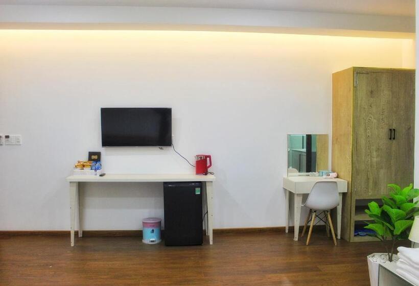 اتاق استاندارد چهار تخته, Hero Hostel & Billiards