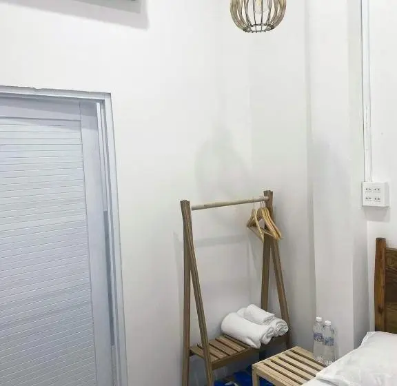 اتاق عادی, Hero Hostel & Billiards