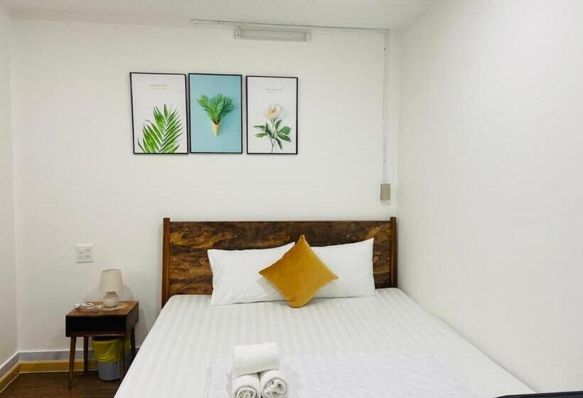 اتاق استاندارد, Hero Hostel & Billiards