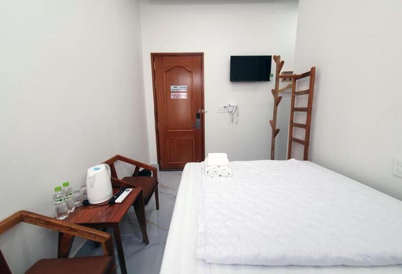 اتاق استاندارد, Hero Hostel & Billiards