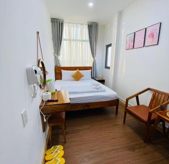 اتاق استاندارد با چشمانداز کوهستان, Hero Hostel & Billiards