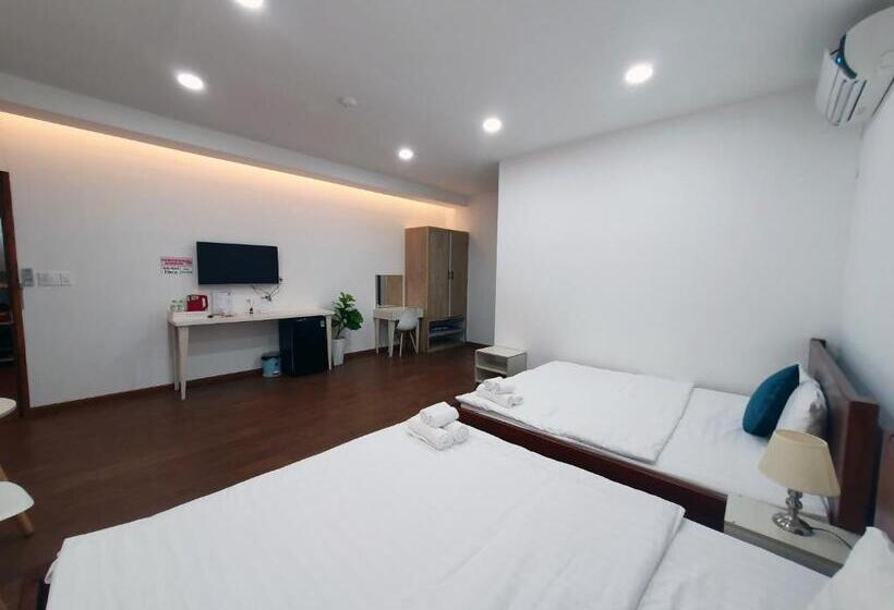 اتاق استاندارد چهار تخته, Hero Hostel & Billiards