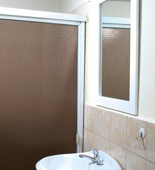 اتاق خانوادگی, Casa Central De Santa Ana