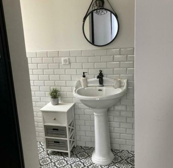 Номер Стандарт, Hôtel La Demeure Coloniale