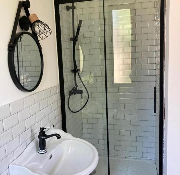 Номер Стандарт, Hôtel La Demeure Coloniale