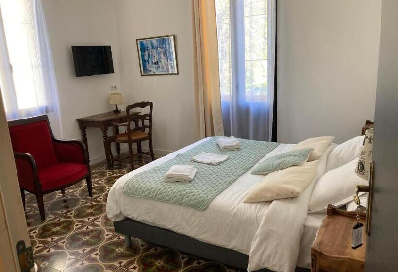 Номер Стандарт, Hôtel La Demeure Coloniale