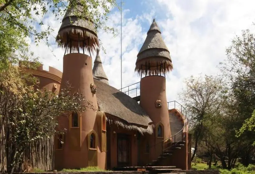 سوییت با چشم‌انداز باغ, Hippomoon Lodge Game Reserve