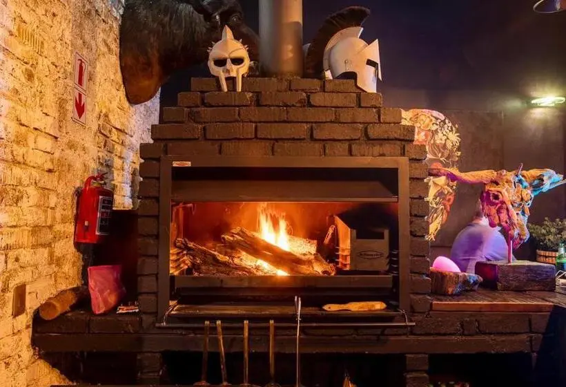 سوئیت پرزیدنت, Hippomoon Lodge Game Reserve