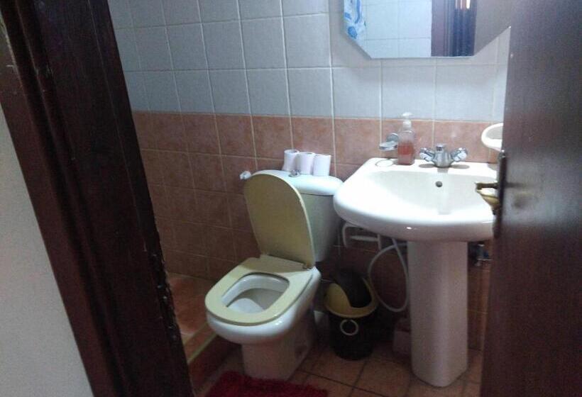 اتاق استاندارد با تخت بزرگ, Queen Ayloa Hotel&restaurant