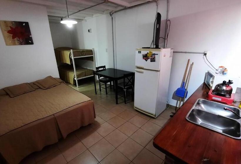4 Bett Standardzimmer, Rada Tilly Apart