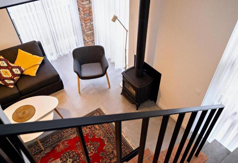 Люкс, Dilijani Tun Hotel & Restaurant