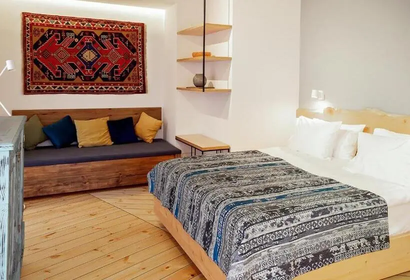 اتاق استاندارد, Dilijani Tun Hotel & Restaurant