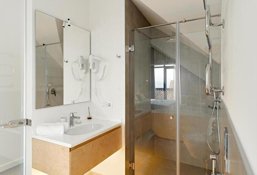 Люкс Вид на Горы, Dilijani Tun Hotel & Restaurant