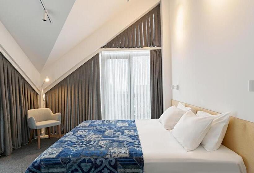 Люкс Вид на Горы, Dilijani Tun Hotel & Restaurant