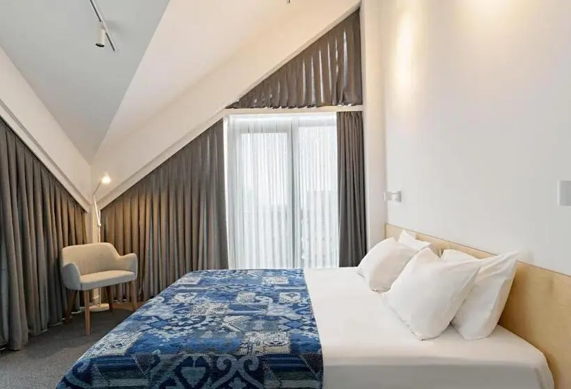 سوییت با چشم‌انداز کوه, Dilijani Tun Hotel & Restaurant