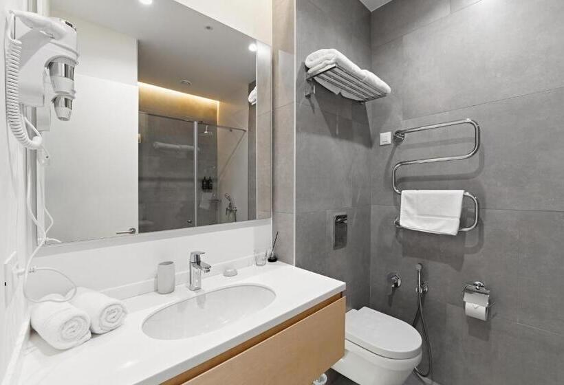 Номер Deluxe с Балконом, Dilijani Tun Hotel & Restaurant