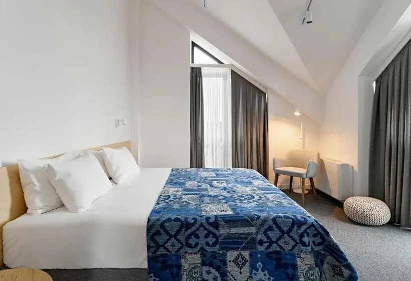 سوییت با چشم‌انداز کوه, Dilijani Tun Hotel & Restaurant