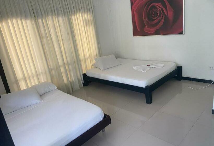 スタンダードトリプルルーム, Finca Hotel La Quinta De Torrione