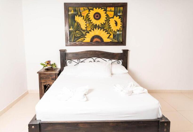 ベーシックトリプルルーム, Finca Hotel La Quinta De Torrione