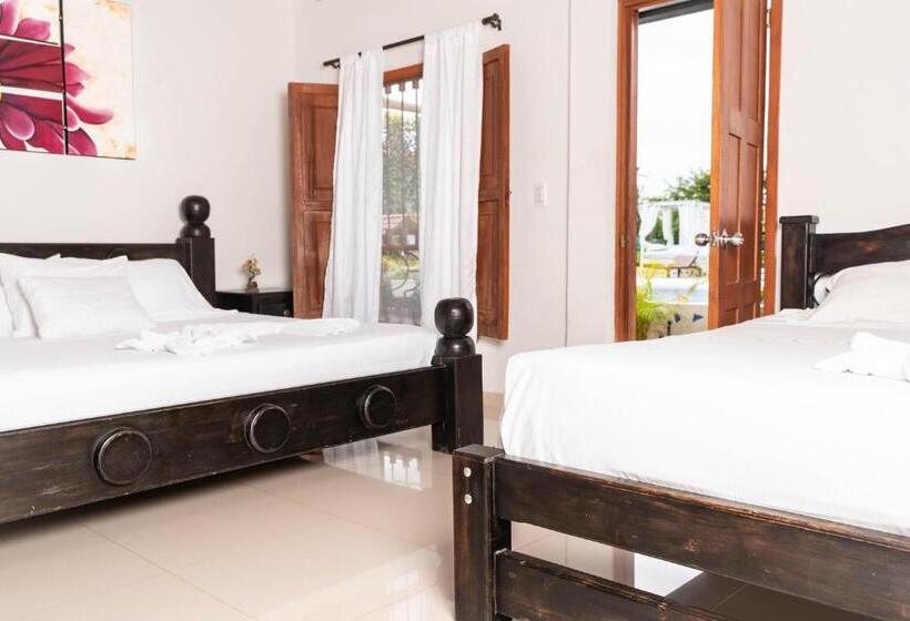 デラックストリプルルーム, Finca Hotel La Quinta De Torrione