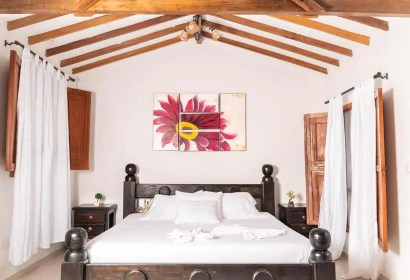 デラックストリプルルーム, Finca Hotel La Quinta De Torrione