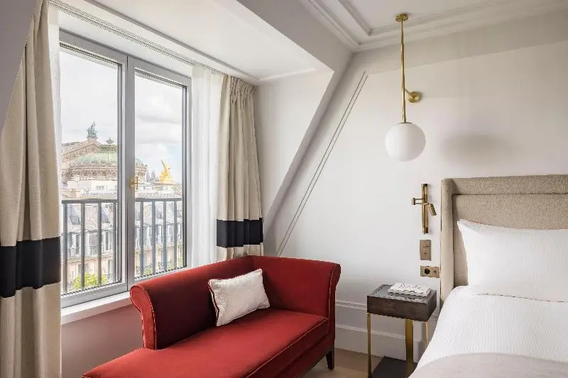 プレミアムルーム, Kimpton St Honoré Paris, an Ihg Hotel
