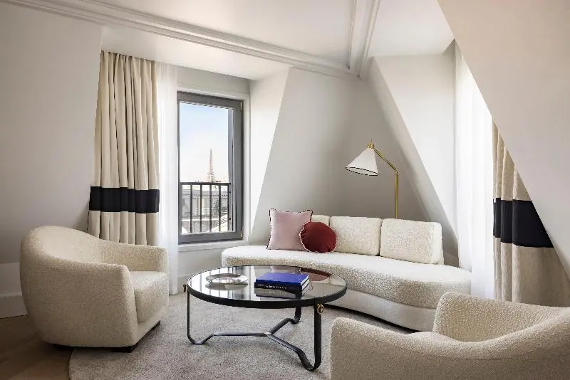 キングサイズベッドのスイートルーム, Kimpton St Honoré Paris, an Ihg Hotel