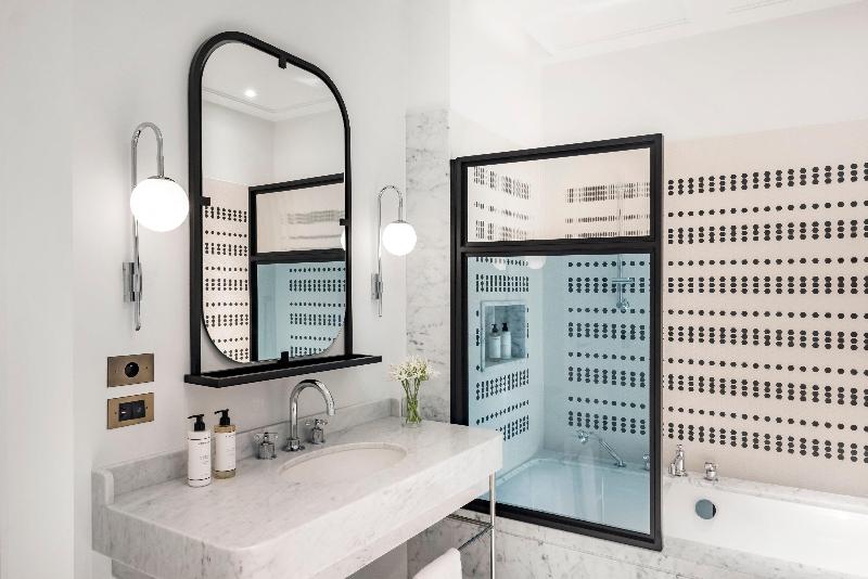 スタンダードルーム, Kimpton St Honoré Paris, an Ihg Hotel