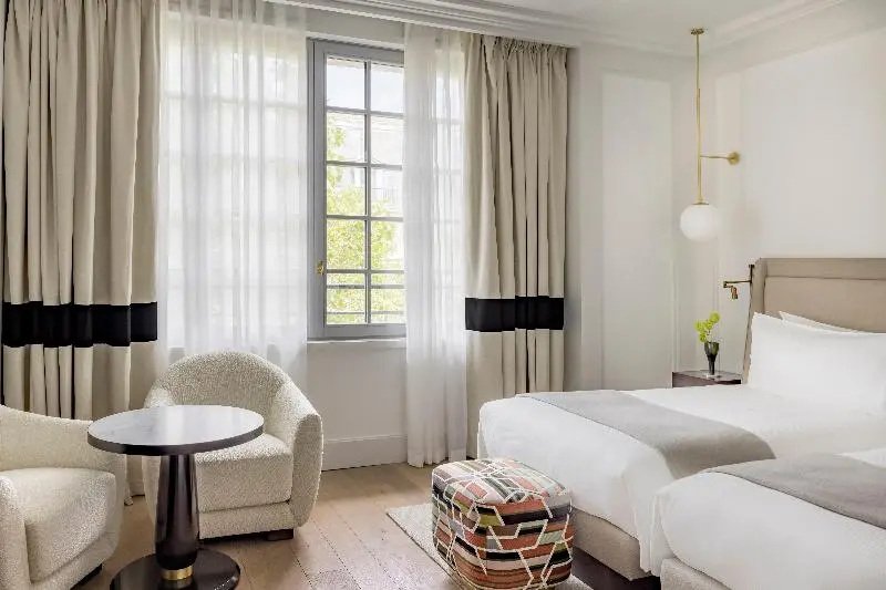 スタンダードルーム, Kimpton St Honoré Paris, an Ihg Hotel