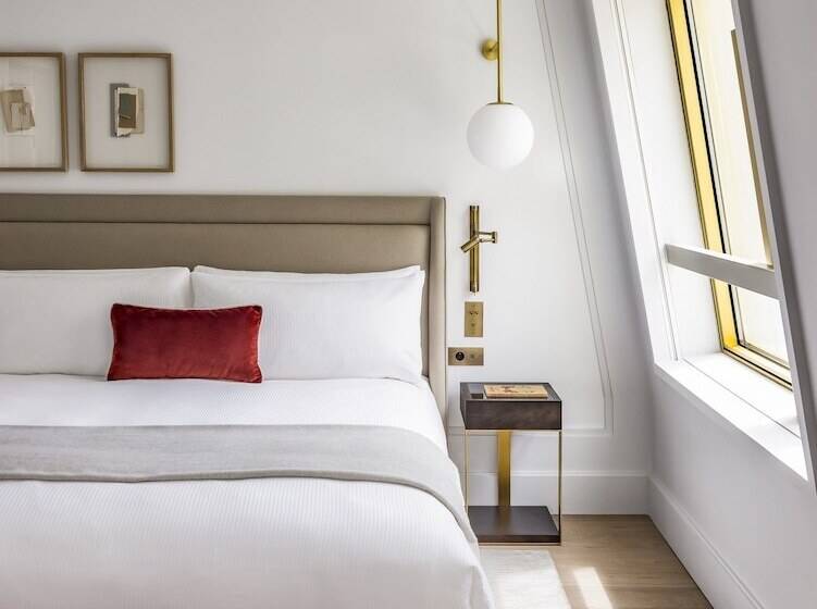 带阳台套房, Kimpton St Honoré Paris, an Ihg Hotel