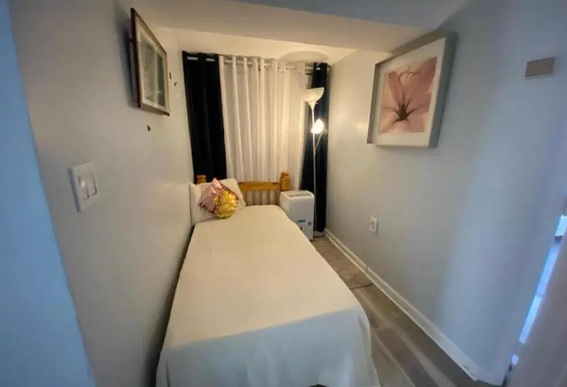 １ベッドルームハウス, Nice 2bedroom Apt With Patio Included To Enjoy