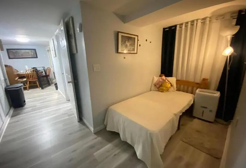 １ベッドルームハウス, Nice 2bedroom Apt With Patio Included To Enjoy