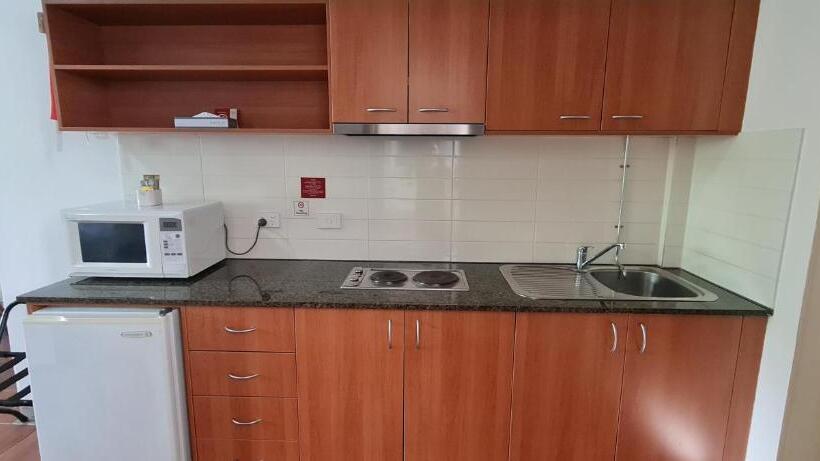 ファミリールーム, Vitina Studio Motel