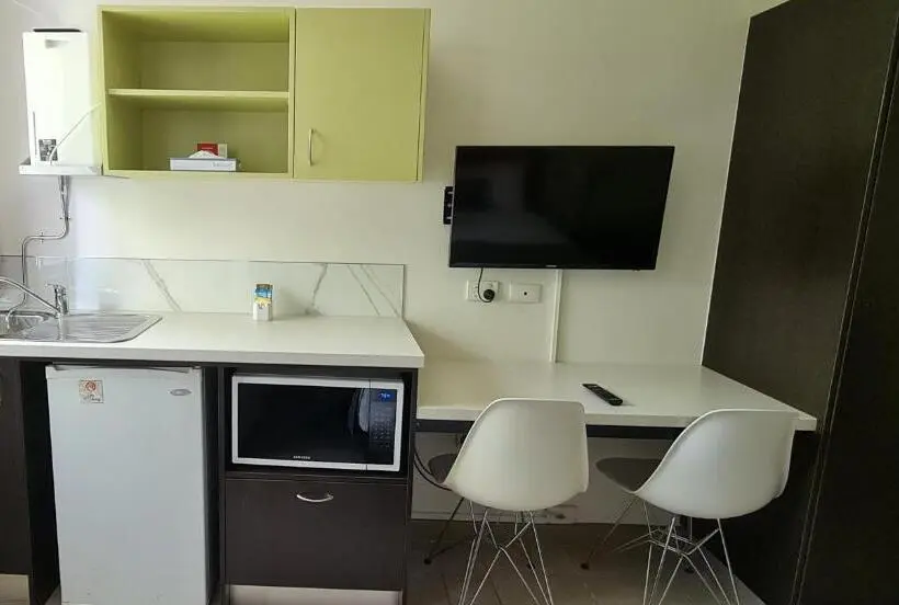 デラックスルーム, Vitina Studio Motel