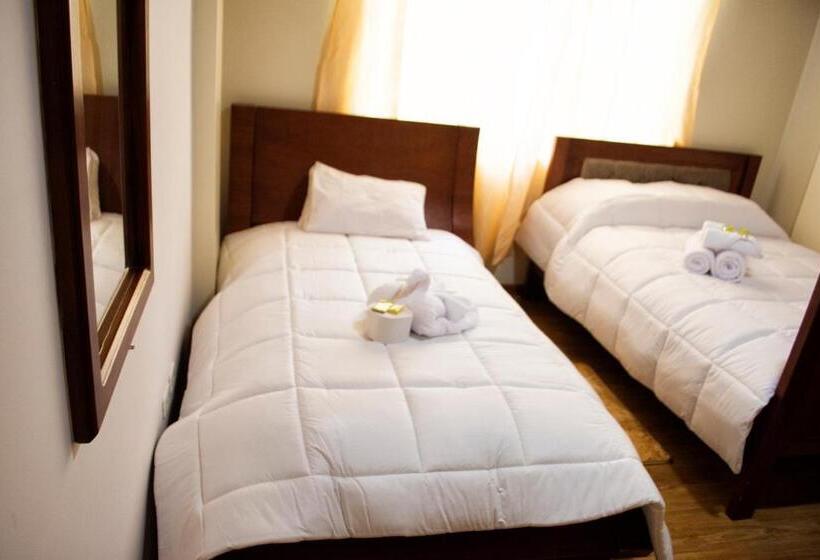 اتاق استاندارد سه نفره, Imperial Zumbahua